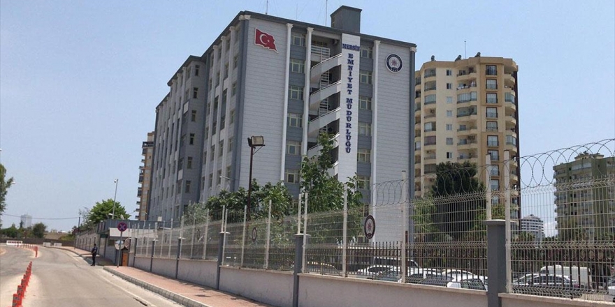PYD/PKK Elebaşlarından Salih Müslüm'ün Yeğeni Mersin'de Teslim Oldu