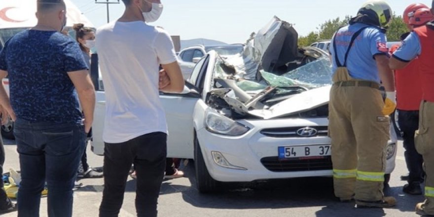 Kamyondan fırlayan teker bir kişiyi öldürdü, 5 kişiyi yaraladı