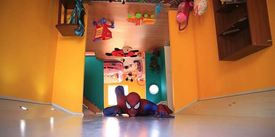 Baş Döndüren 'Ters Ev'ziyaretçilerini Bekliyor