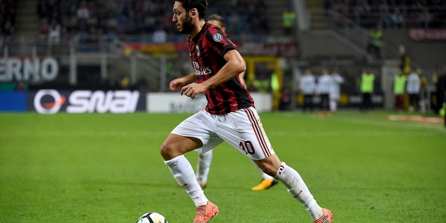 İtalyan Basınından Milli Futbolcu Hakan Çalhanoğlu'na Tam Not