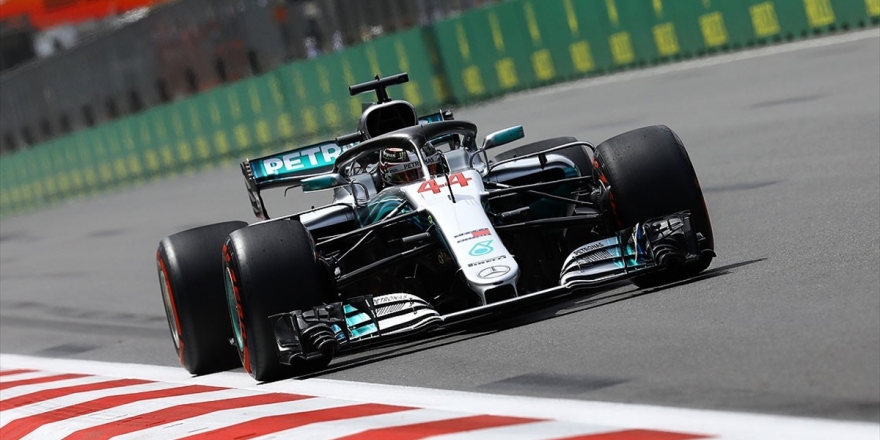 Formula 1'de Hamilton'dan Üst Üste İkinci Zafer