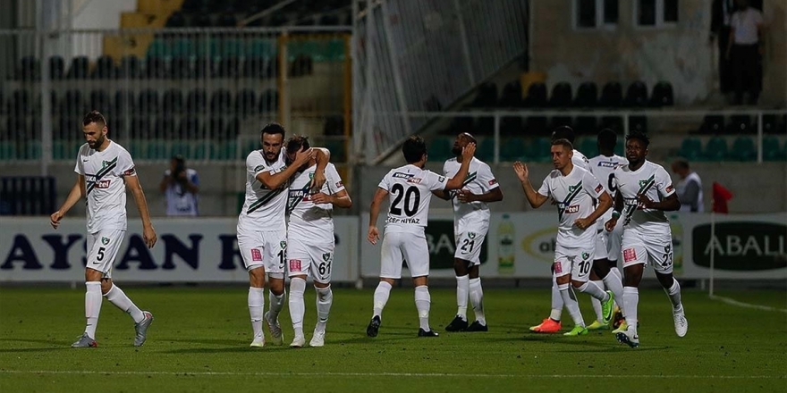 Denizlispor'un Ligde Kalması İçin 1 Puana İhtiyacı Var