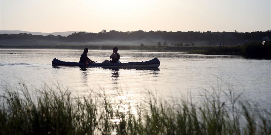 Longoz Ormanlarında Kano İle Doğa Turu