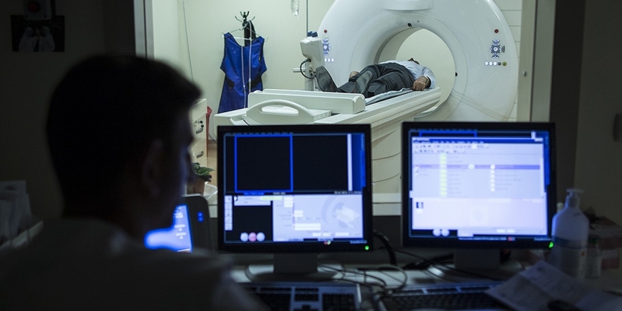 Dünya Genelinde 2040'a Kadar Parkinson Hastası Sayısının 18 Milyona Ulaşması Bekleniyor