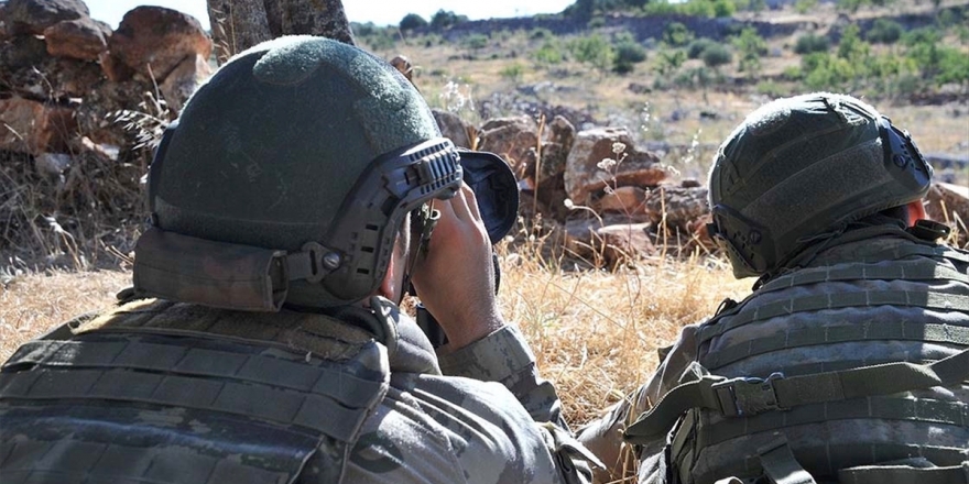 MSB:  Fırat Kalkanı Bölgesinde 2 Terörist Gözaltına Alındı