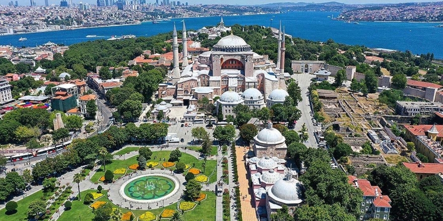 Ayasofya Camisi'ndeki Açılış Hazırlıklarında Sona Yaklaşıldı