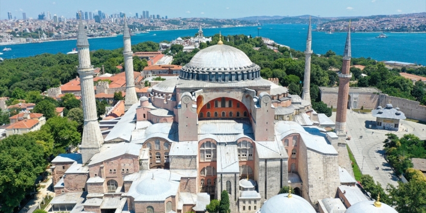 'Ayasofya Cami-i Şerifi Sempozyumu'nun Detayları Belli Oldu