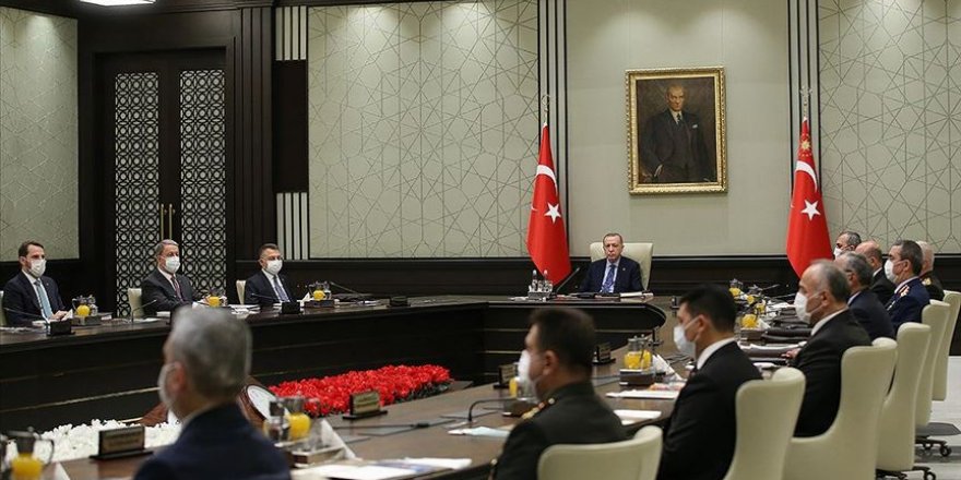 'Türk milleti kardeş Azerbaycan'ın haklı davasında alacağı her türlü karara sahip çıkacak'