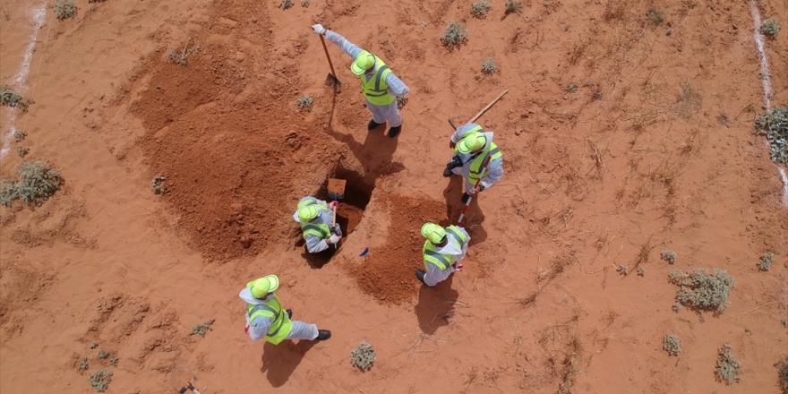 Libya'da Hafter'den Kurtarılan Terhune'deki Toplu Mezarlardan 7 Ceset Daha Çıkarıldı