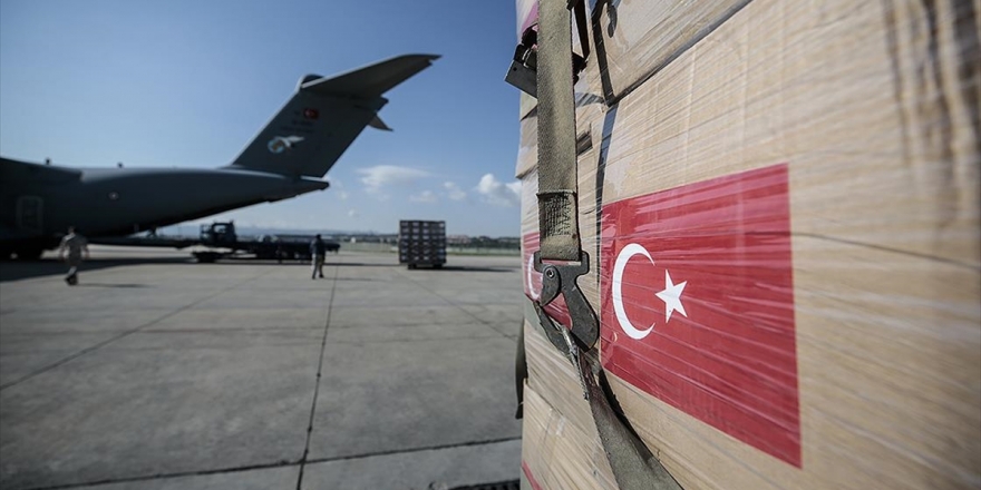 Türkiye'den Cezayir, Paraguay Ve Sırbistan'a Kovid-19 Sürecinde Tıbbi Malzeme Yardımı
