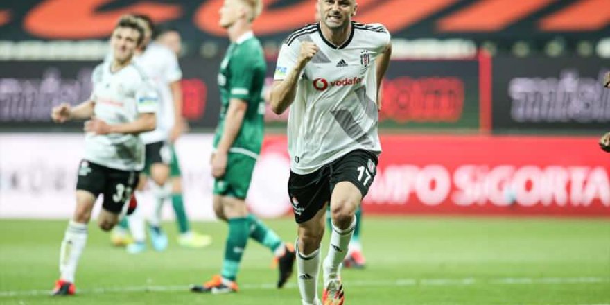 Burak Yılmaz'ın yeni takımı belli oldu! 2 yıllık anlaşma...