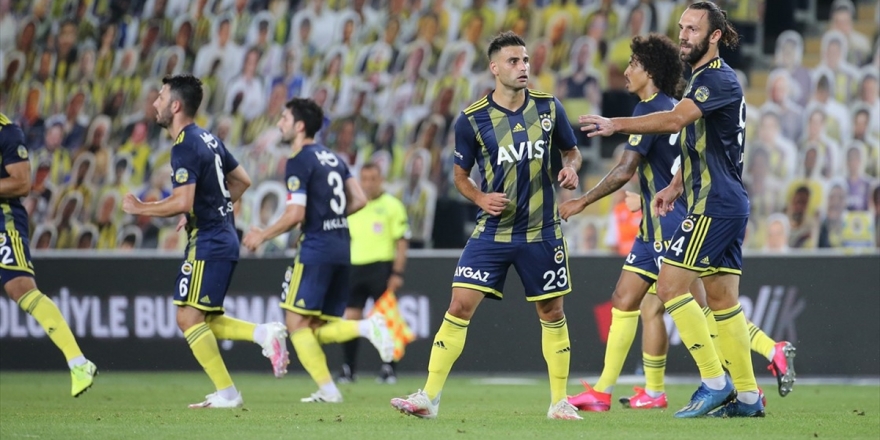 Fenerbahçe Ligdeki Son Maçında Yarın Çaykur Rizespor'u Ağırlayacak