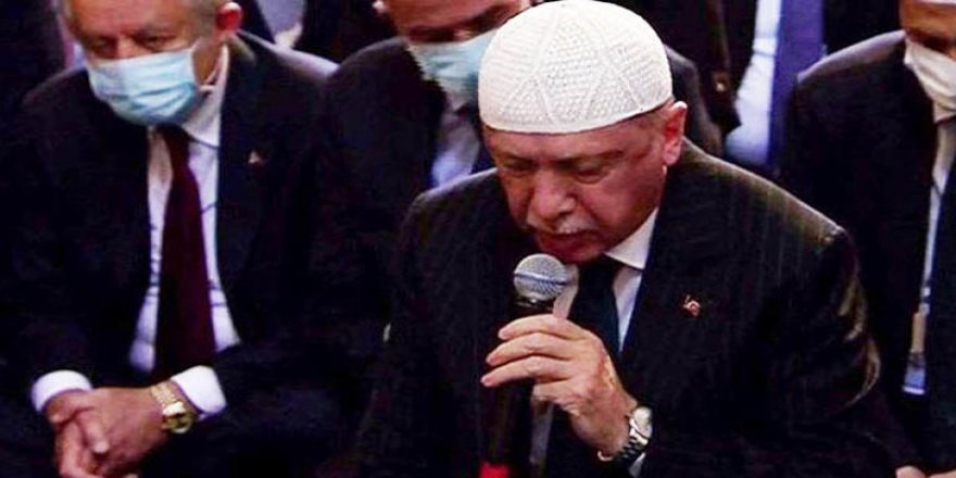 Cumhurbaşkanı Erdoğan'dan Kur'an-ı Kerim tilaveti!