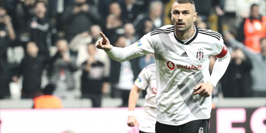 Burak Yılmaz'dan Beşiktaş'a Veda Mesajı