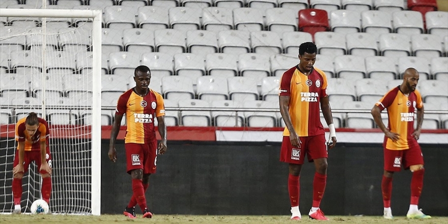 Galatasaray'a Koronavirüs Çelmesi