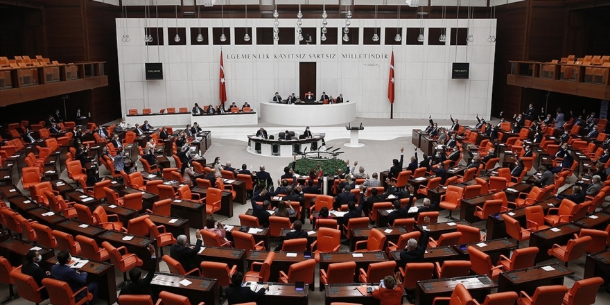 Meclis Sosyal Medya Düzenlemesine İlişkin Kanun Teklifini Ele Alacak