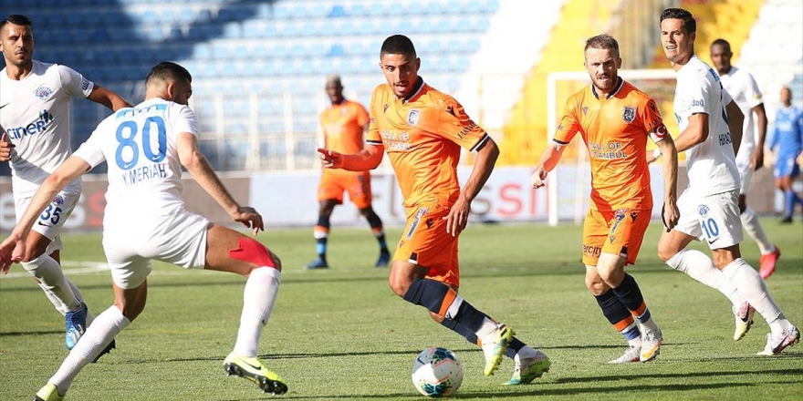 Şampiyon Medipol Başakşehir Sezonu Kasımpaşa Yenilgisiyle Kapattı