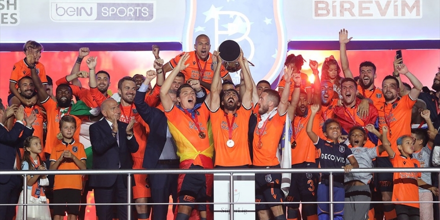 'Türkiye'nin Yeni Şampiyonu' Medipol Başakşehir