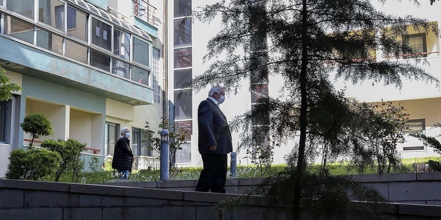 Yaşlı Ve Engelli Vatandaşlara Bayramda Moral İzni