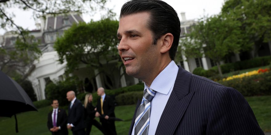 Trump'ın oğlunun Twitter hesabı askıya alındı