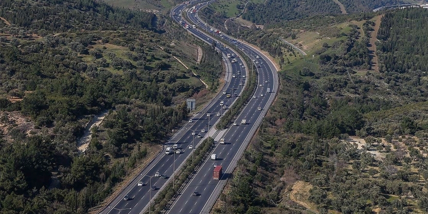 Trafiğe Yılın İlk Yarısında 388 Bin 56 Aracın Kaydı Yapıldı