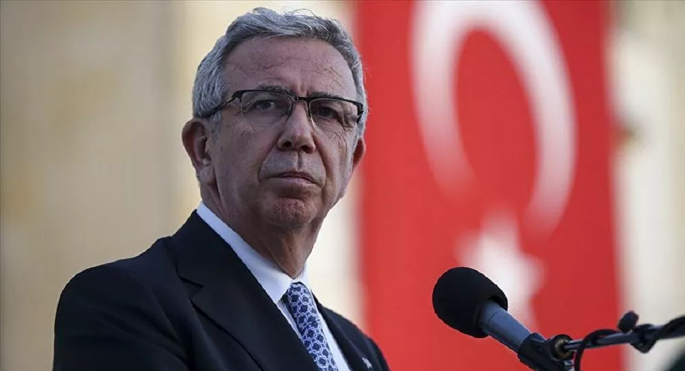 Yavaş duyurdu: Ankara'daki taksilere ücretsiz şeffaf kabin yerleştirilecek