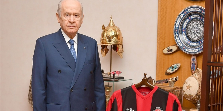 Devlet Bahçeli Sosyal Medya Paylaşımlarına Başladı