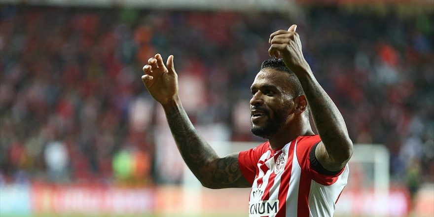 Antalyaspor'un En İstikrarlısı Amilton