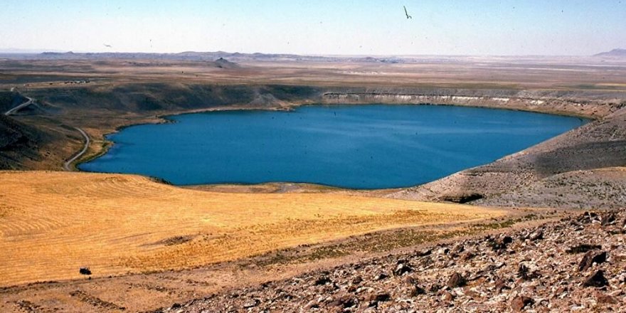 Acıgöl 7 metre çekildi: Yeraltı sularını tükettiğimiz sürece buranın da bir sonu var