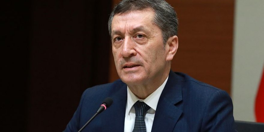 Bakan Ziya Selçuk denizde boğulan lise öğrencisinin ailesine başsağlığı diledi