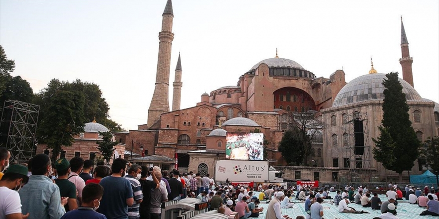 Ayasofya-i Kebir Cami-i Şerifi'ne Kurban Bayramı'nın Son Gününde De İlgi Sürüyor
