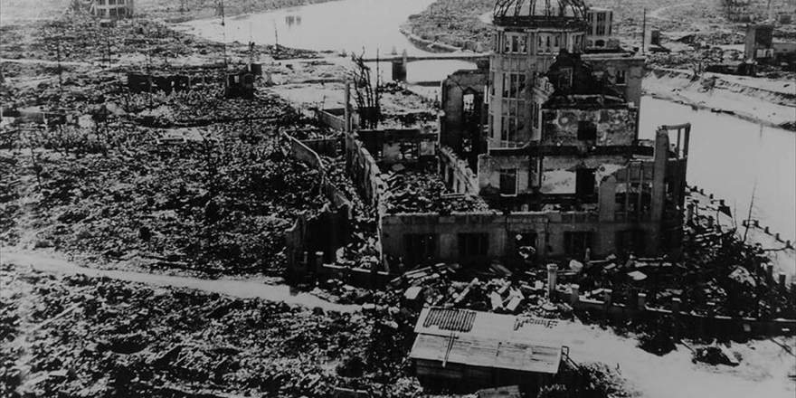 Hiroşima Ve Nagazaki'ye Atom Bombası Atılmasının Üzerinden Üç Çeyrek Asır Geçti