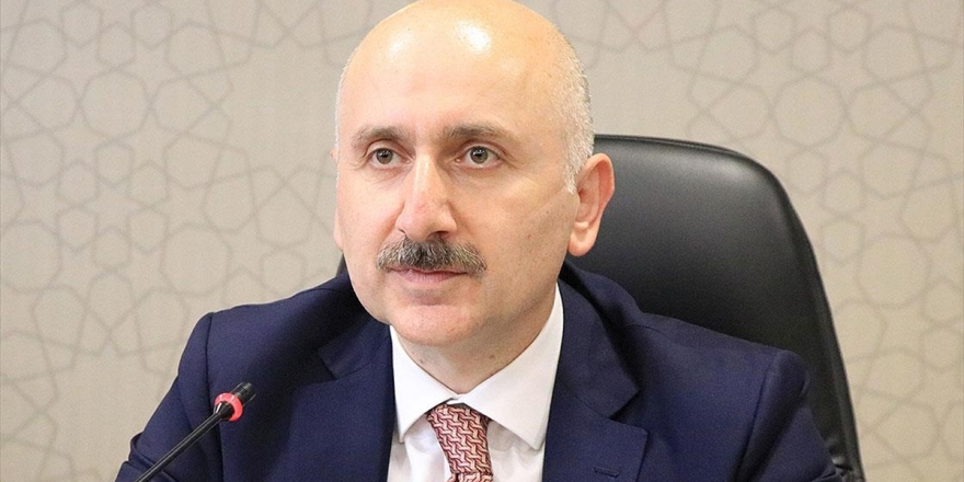 Bakan Karaismailoğlu: Mobil Kullanım Süresinde Avrupa'nın Lideriyiz