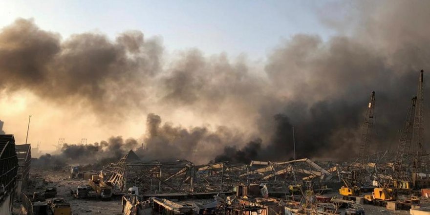 Beyrut'ta büyük patlama: En az 70 kişi hayatını kaybetti, yaklaşık 3 bin 700 yaralı var
