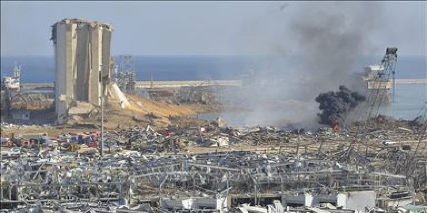Beyrut felaketiyle sarsılan Lübnan adeta 'krizler ülkesi' halini aldı