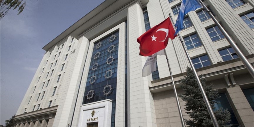 AKP İstanbul'da yeni isim belli oldu