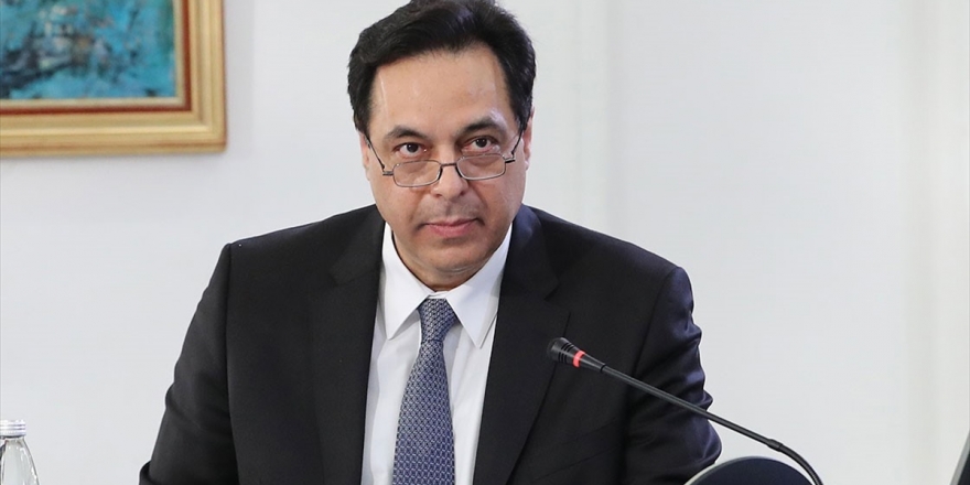 Lübnan'da Hükümet İstifasını Sundu