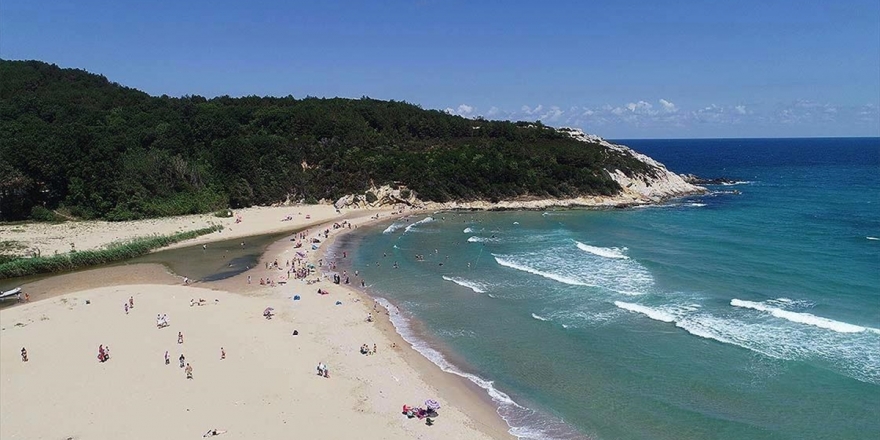 Mavi Ve Yeşilin Adresi Çamlıkoy Tatilcilerin Uğrak Noktası