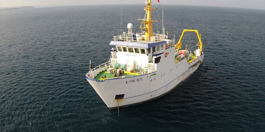 Koca Piri Reis Araştırma Gemisi Karadeniz'de Gaz Hidrat Kaynaklarını Araştıracak