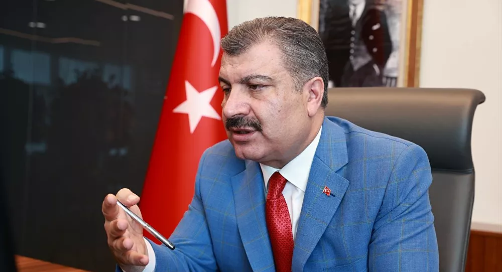 Sağlık Bakanı Koca: Yüz yüze eğitim en az bir ay ertelenmeli