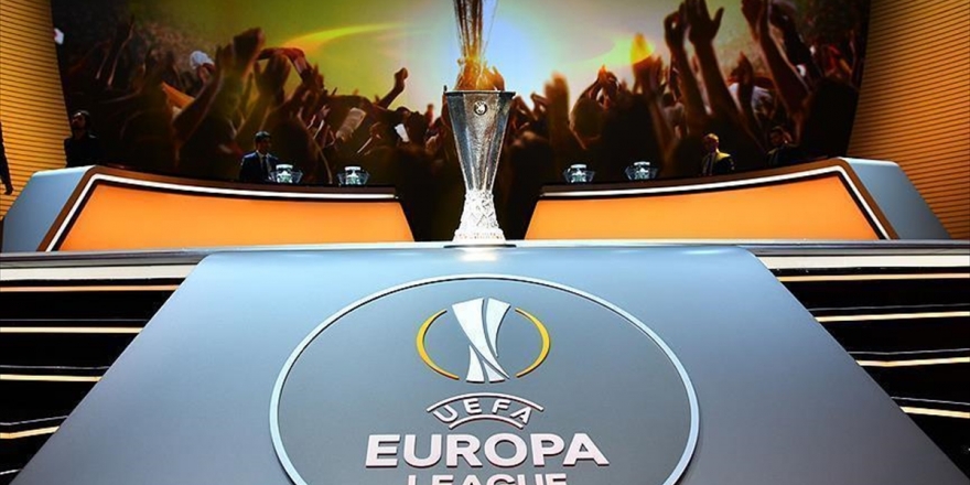 UEFA Avrupa Ligi'nde Finalistler Belli Oluyor