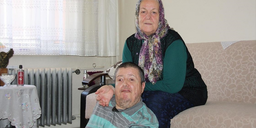 Marmara Depremi'nin İzlerini Silen Engelli Vatandaş Konya'da Hayata Tutundu