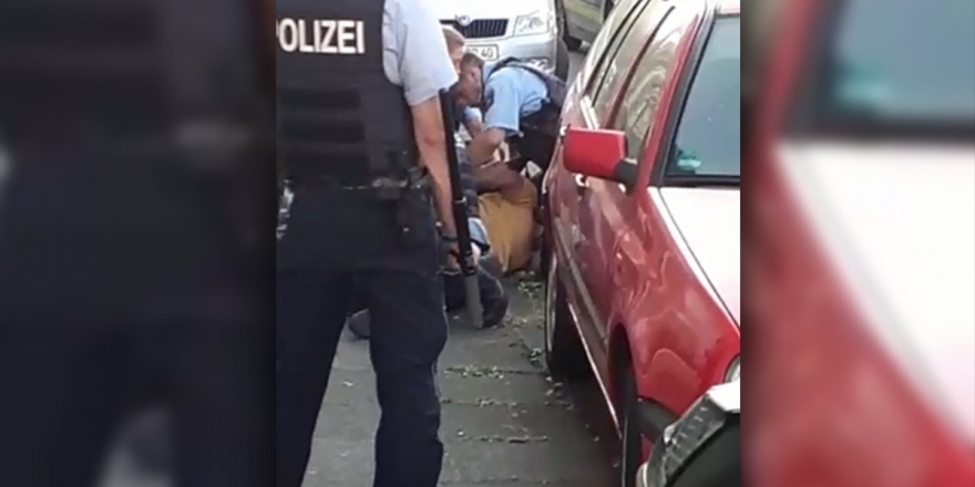 Almanya'da Türk Gence 'George Floyd' Muamelesi