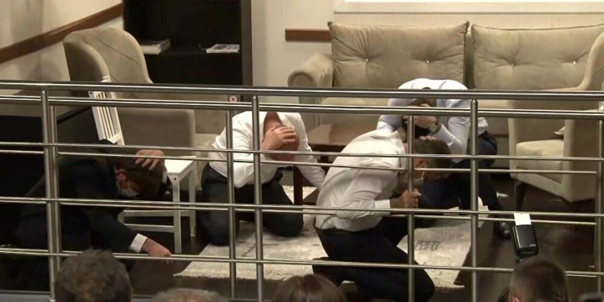 Soylu ve Kurum, 7.2'lik Düzce depremini simülasyonda yaşadı