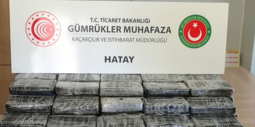 İskenderun'da Bir Gemide 72,6 Kilogram Kokain Ele Geçirildi