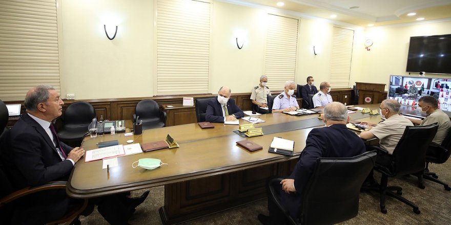Akar'dan birlik komutanları ile videokonferans toplantısı