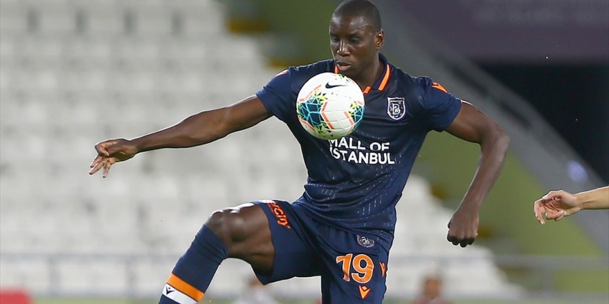 Demba Ba'dan Uygur Türklerine Destek Çağrısı