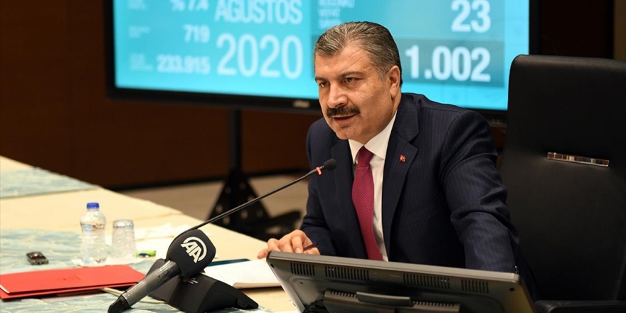 Sağlık Bakanı Koca: Evde Tedavide Yeni Bir Uygulamaya Geçiyoruz