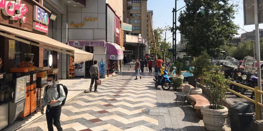 İran'da Kovid-19 nedeniyle son 24 saatte 126 kişi hayatını kaybetti