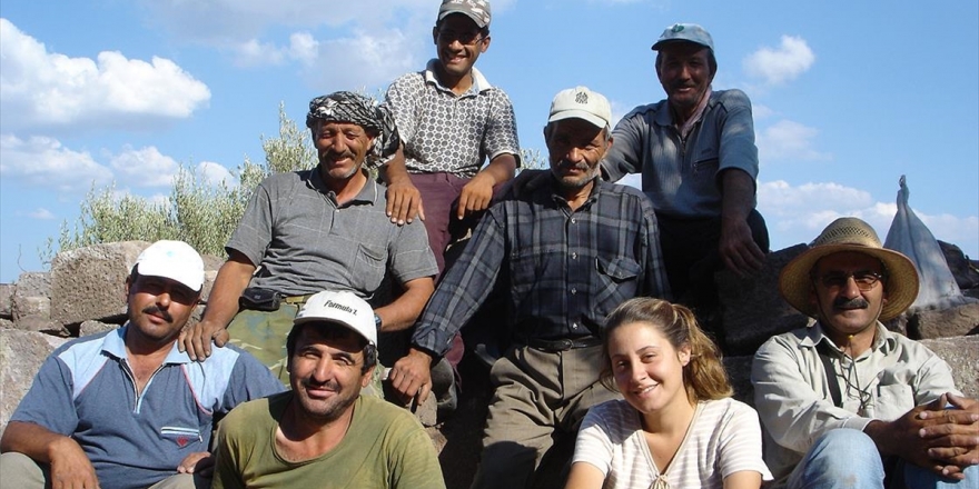 Aigai'de 2020 Kazıları, Taş Duvar Ustası 'Koca Dayı'nın Anısına Yapılıyor